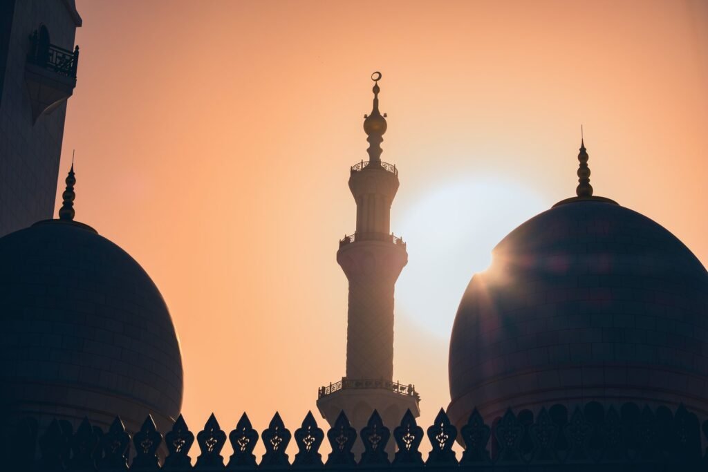 the sheikh zayed grand mosque s biggest 3 domes 2023 11 27 04 54 36 utc.jpg